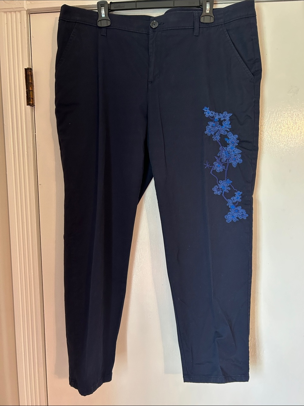 Liz Claiborne Navy Chinos with Blue Floral Embroidery size 16